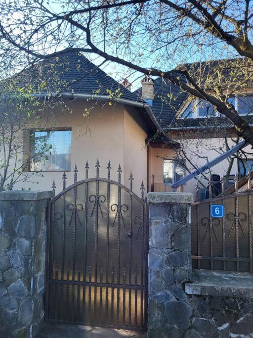 דירות בריאזה Casa Roza מראה חיצוני תמונה